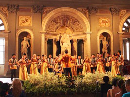 The UST Singers perform in Italy