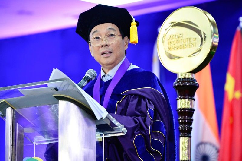 Tony Tan Caktiong inspires graduates to dream big