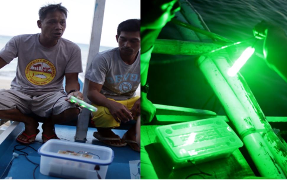 Philippine university pollution-powered battery lights