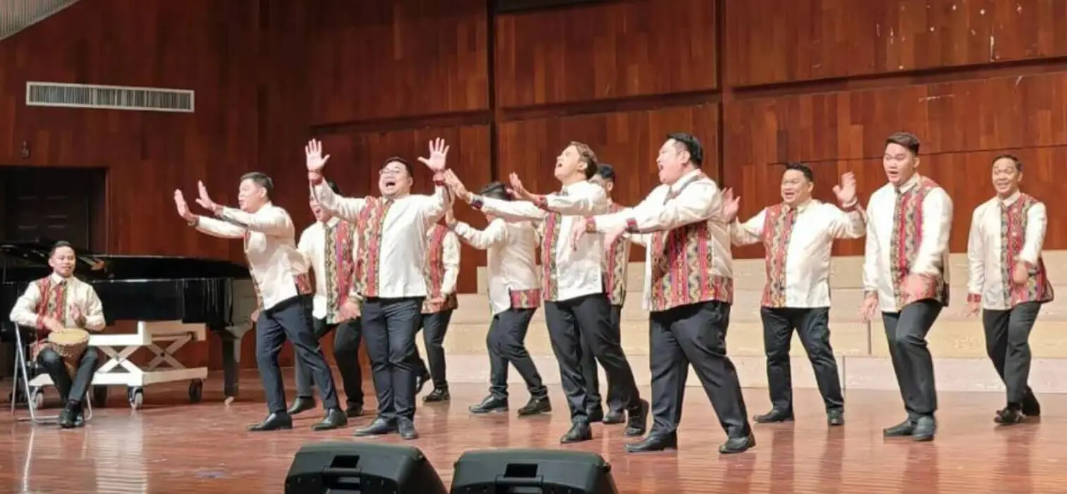 Philippine Male Singers Hainan Prize Choir 